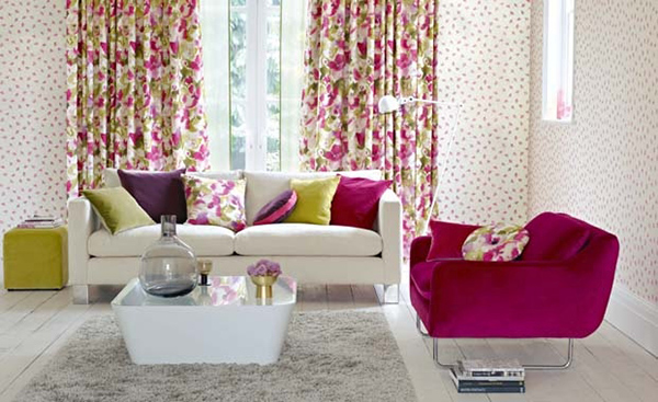 g khach no hoa201504130111592756 fb0d Thiết kế phong khách độc đáo với sofa hoa văn đầy màu sắc