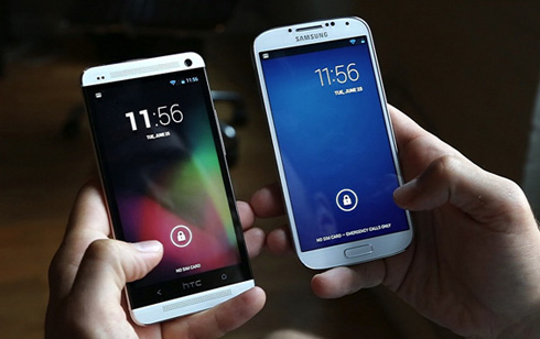 htc one samsung galaxy s4 8162 1380854633 Samsung đạt doanh thu kỷ lục còn HTC báo lỗ
